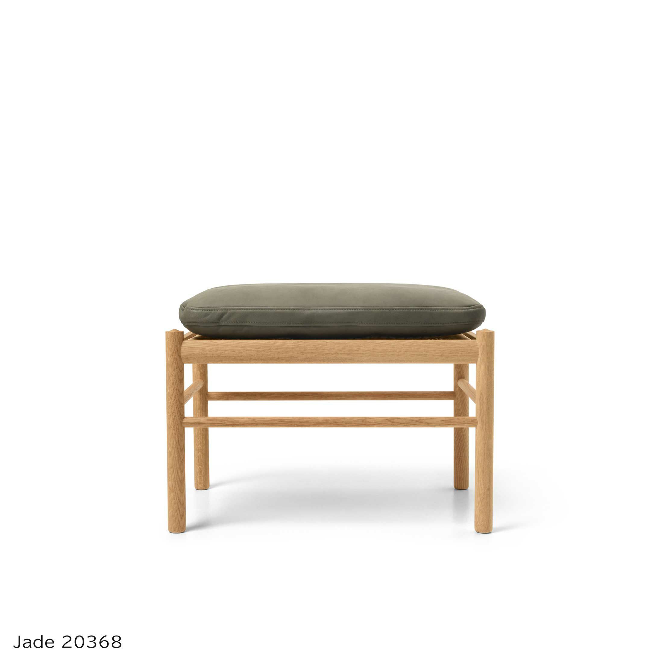 CARL HANSEN & SON （カール・ハンセン＆サン） / OW149F COLONIAL FOOTSTOOL（コロニアルフットスツール） / オーク材・オイル仕上げ / ソーレンセンレザー TERRA