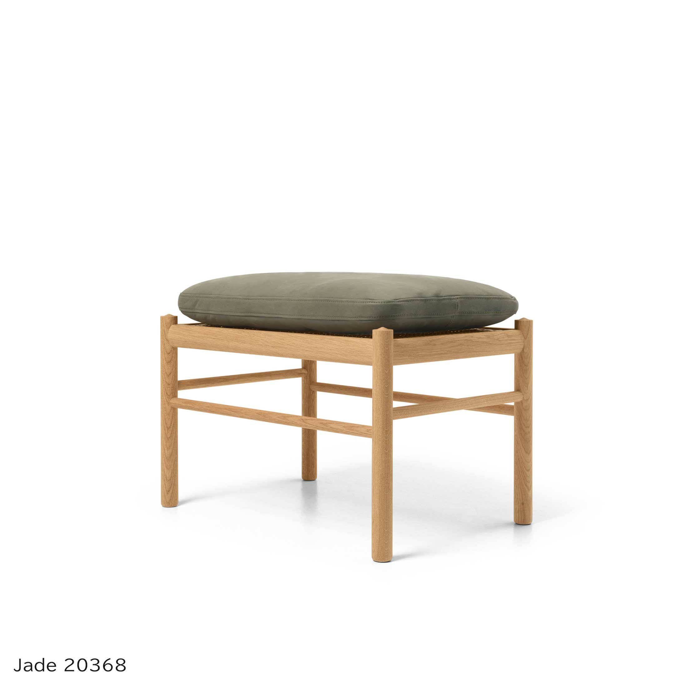 CARL HANSEN & SON （カール・ハンセン＆サン） / OW149F COLONIAL FOOTSTOOL（コロニアルフットスツール） / オーク材・オイル仕上げ / ソーレンセンレザー TERRA
