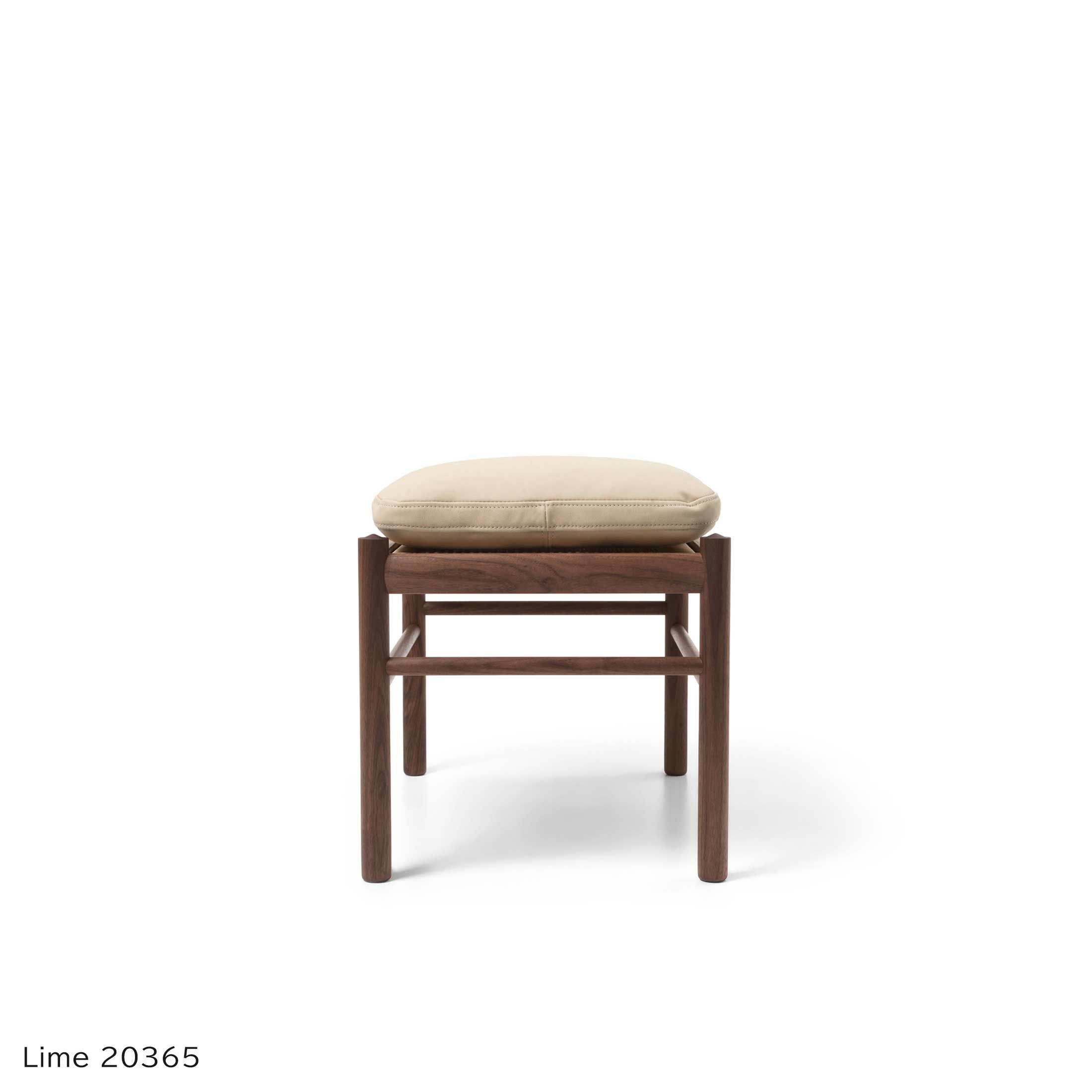 CARL HANSEN & SON （カール・ハンセン＆サン） / OW149F COLONIAL FOOTSTOOL（コロニアルフットスツール） / ウォルナット材・オイル仕上げ / ソーレンセンレザー TERRA