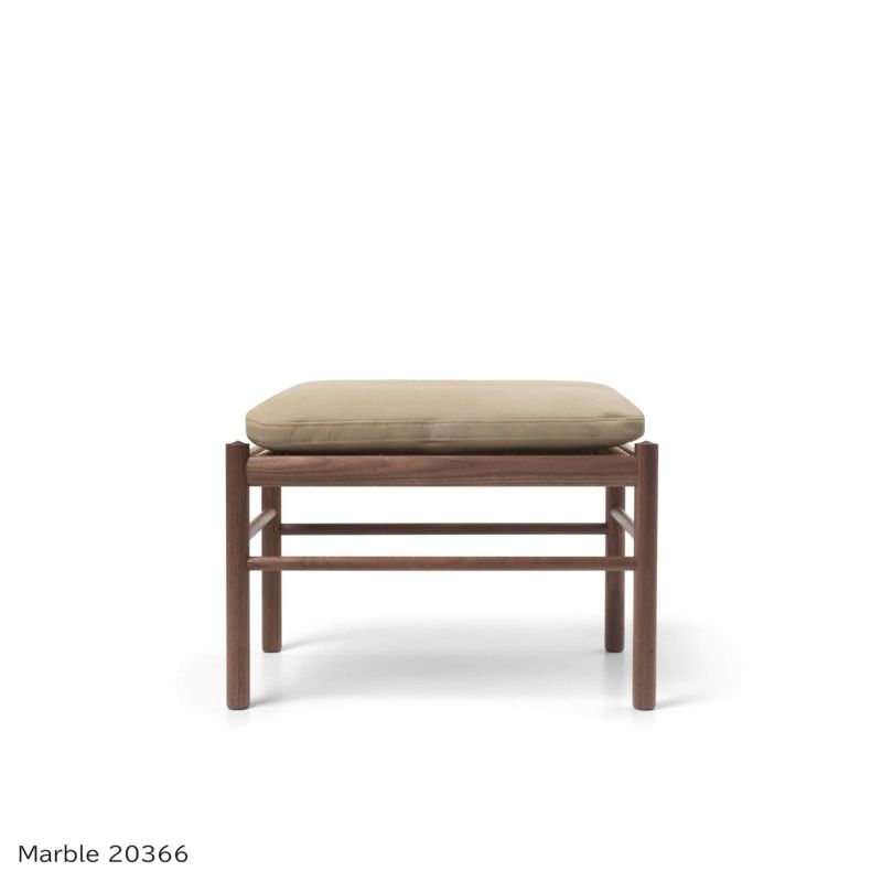 CARL HANSEN & SON （カール・ハンセン＆サン） / OW149F COLONIAL FOOTSTOOL（コロニアルフットスツール） / ウォルナット材・オイル仕上げ / ソーレンセンレザー TERRA