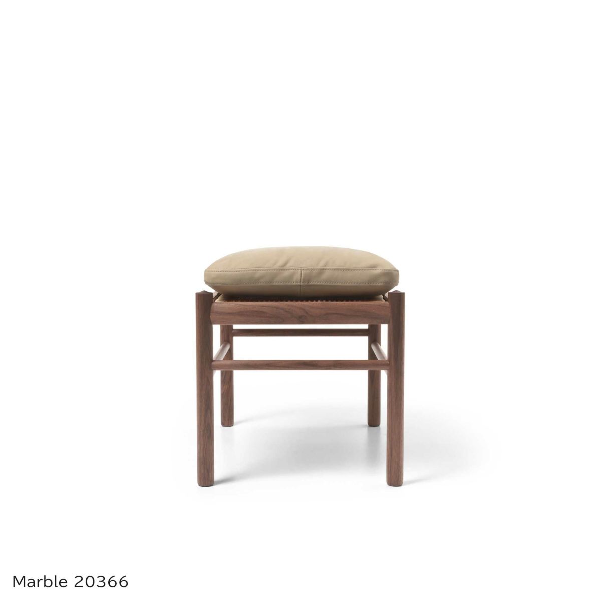 CARL HANSEN & SON （カール・ハンセン＆サン） / OW149F COLONIAL FOOTSTOOL（コロニアルフットスツール） / ウォルナット材・オイル仕上げ / ソーレンセンレザー TERRA