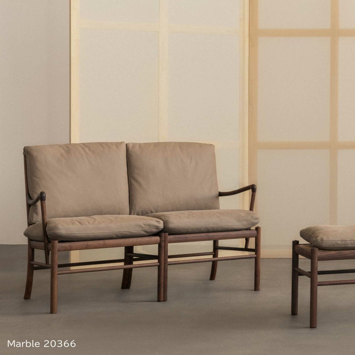 CARL HANSEN & SON （カール・ハンセン＆サン） / OW149-2 COLONIAL SOFA（コロニアルソファ） / ウォルナット材・オイル仕上げ / ソーレンセンレザー TERRA / 2人掛け