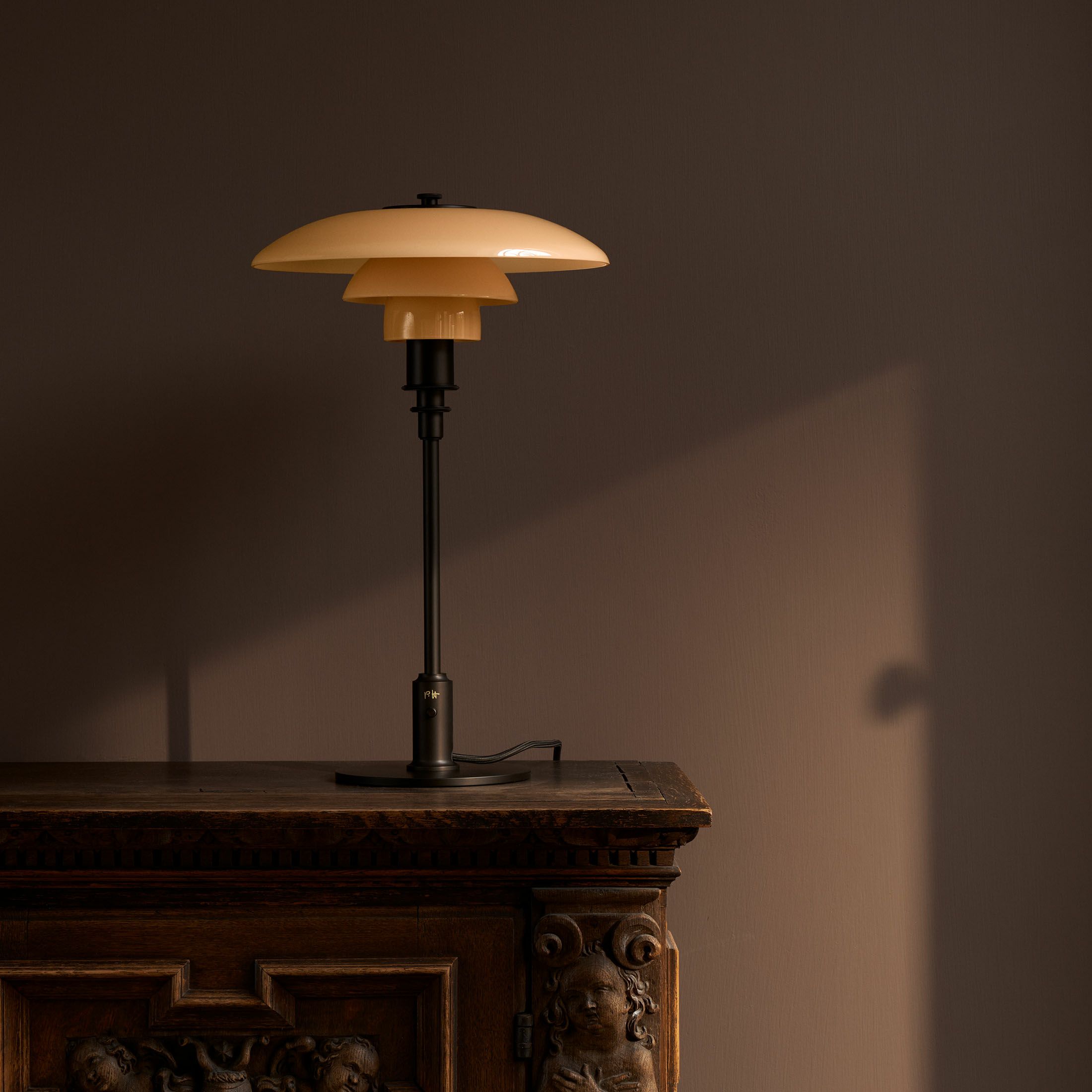 Louis Poulsen（ルイスポールセン） / PH 3/2 Dusty Terracotta Table Lamp（ダスティー・テラコッタ テーブルランプ） / テーブルランプ