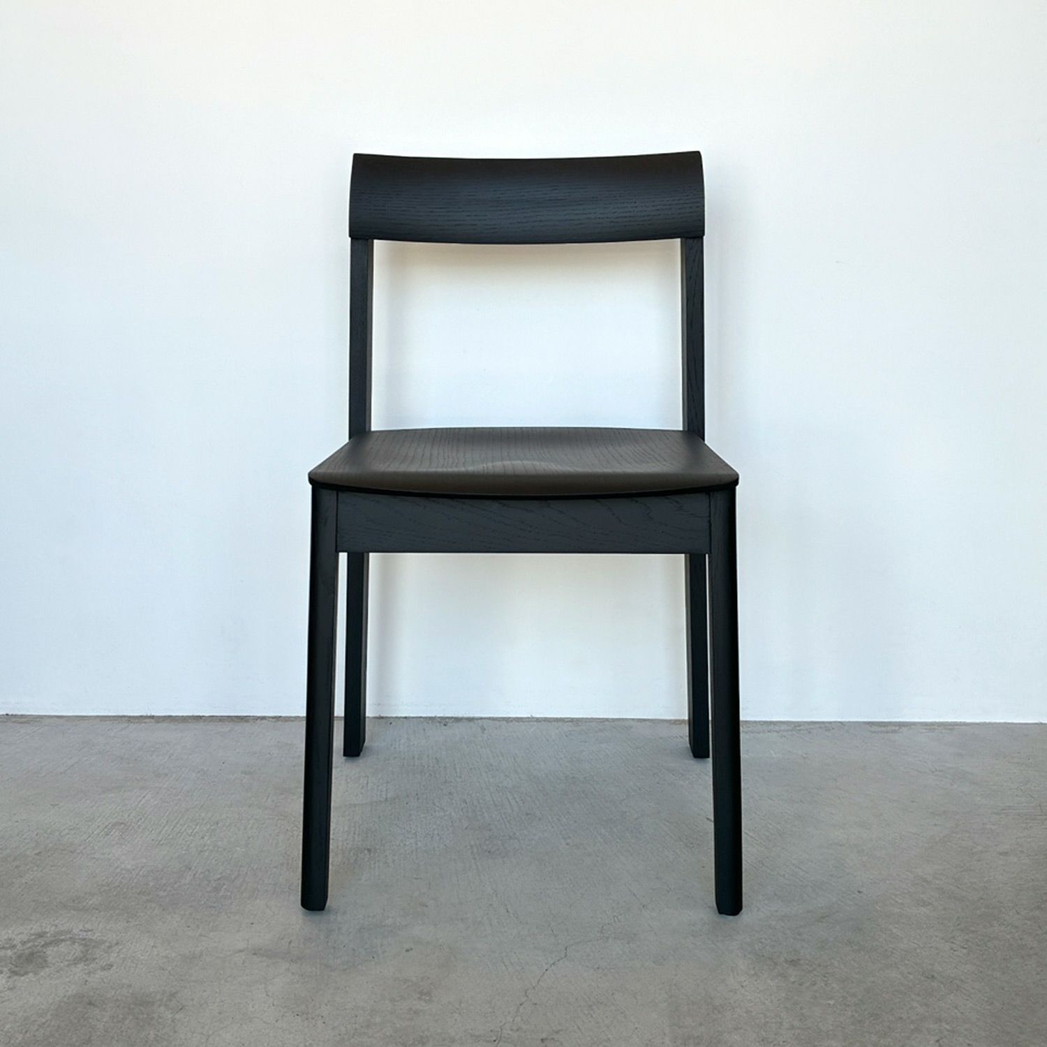 【アウトレット】FORM & REFINE（フォーム&リファイン） / Blueprint Chair（ブループリントチェア） / Black Stained Oak（オーク ブラックステイン仕上げ） / チェア