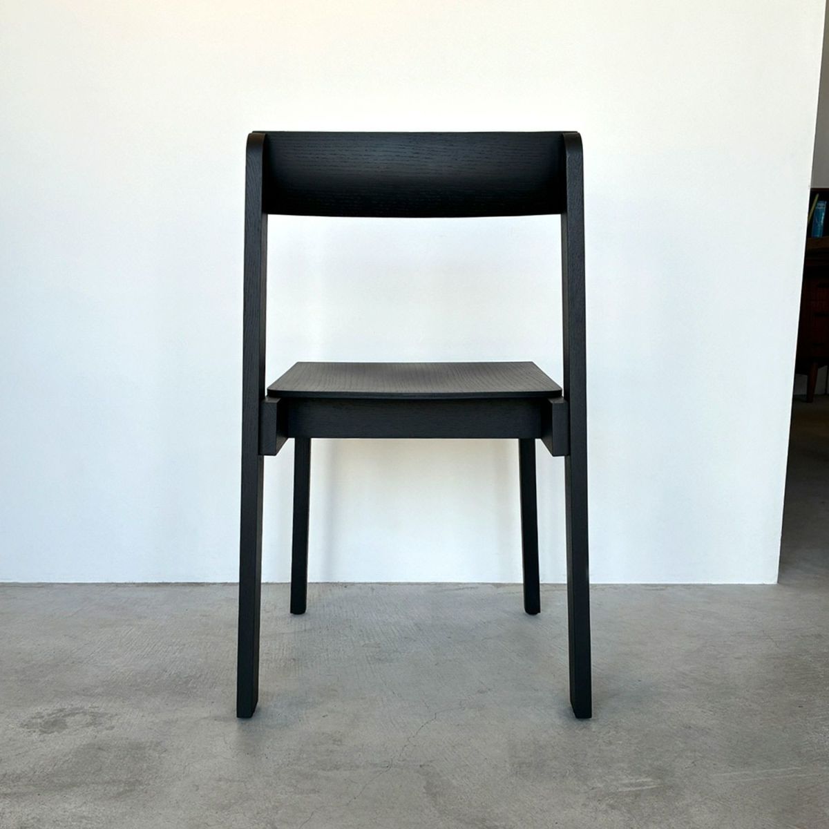 【アウトレット】FORM & REFINE（フォーム&リファイン） / Blueprint Chair（ブループリントチェア） / Black Stained Oak（オーク ブラックステイン仕上げ） / チェア