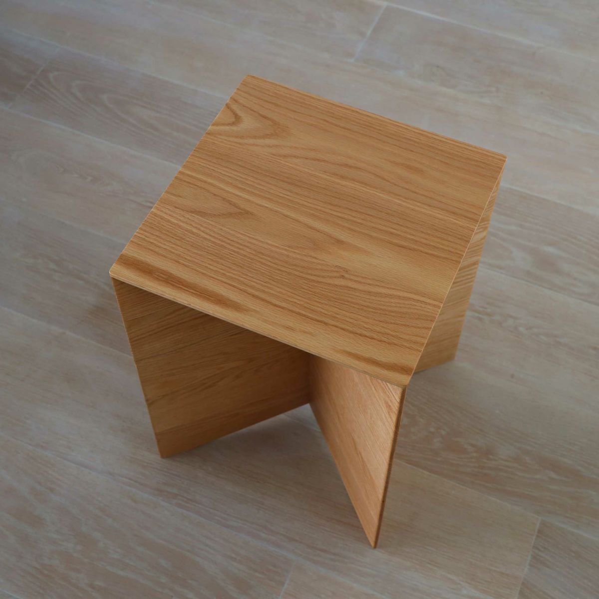 【ジャパンディセット】ARIAKE（アリアケ） / Summit Lounge Chair（サミット ラウンジチェア）/ Oak Natural / Molly 114+ Paperwood Side Table（ペーパーウッド サイドテーブル）/ Oak Natural