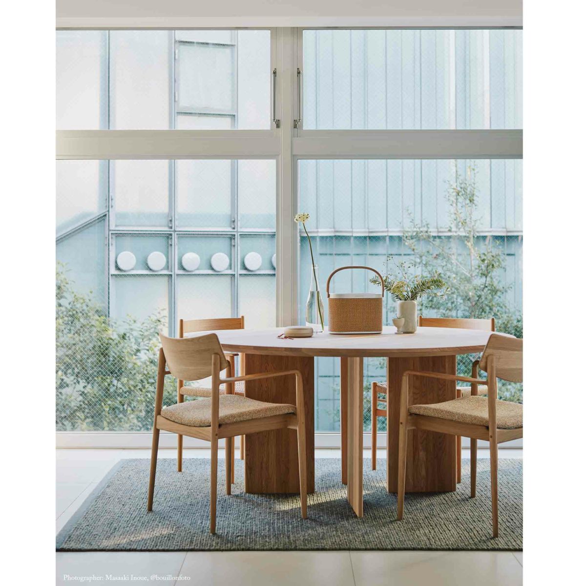 【ジャパンディセット】Karimoku Case（カリモクケース） / A-DT03 Φ120cm / ピュアオーク / ダイニングテーブル ＋ A-DC03×2脚 / ピュアオーク / ダイニングチェア