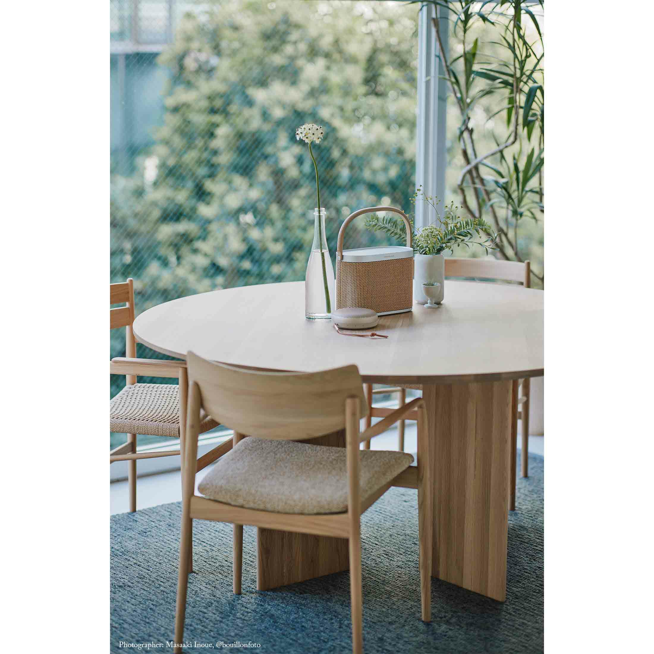 【ジャパンディセット】Karimoku Case（カリモクケース） / A-DT03 Φ120cm / ピュアオーク / ダイニングテーブル ＋ A-DC03×2脚 / ピュアオーク / ダイニングチェア