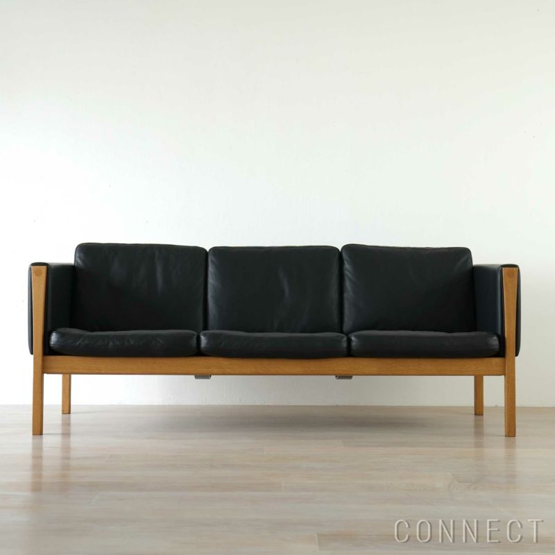 CARL HANSEN & SON（カール・ハンセン＆サン） / CH163 ソファ 3シーター / オーク材・オイル仕上げ / ブラックレザー（Thor301） / 3人掛け