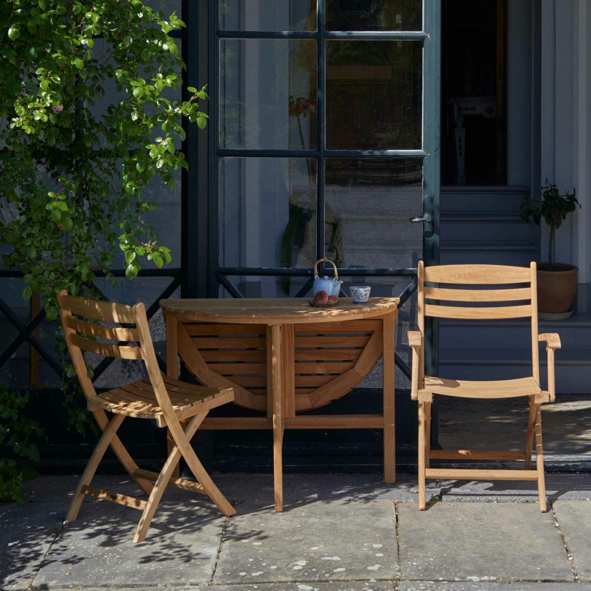 FRITZ HANSEN（フリッツ・ハンセン） / SKAGERAK（スカゲラック） / SELANDIA（セランディア）アームチェア / チーク材 / 屋外・アウトドア用