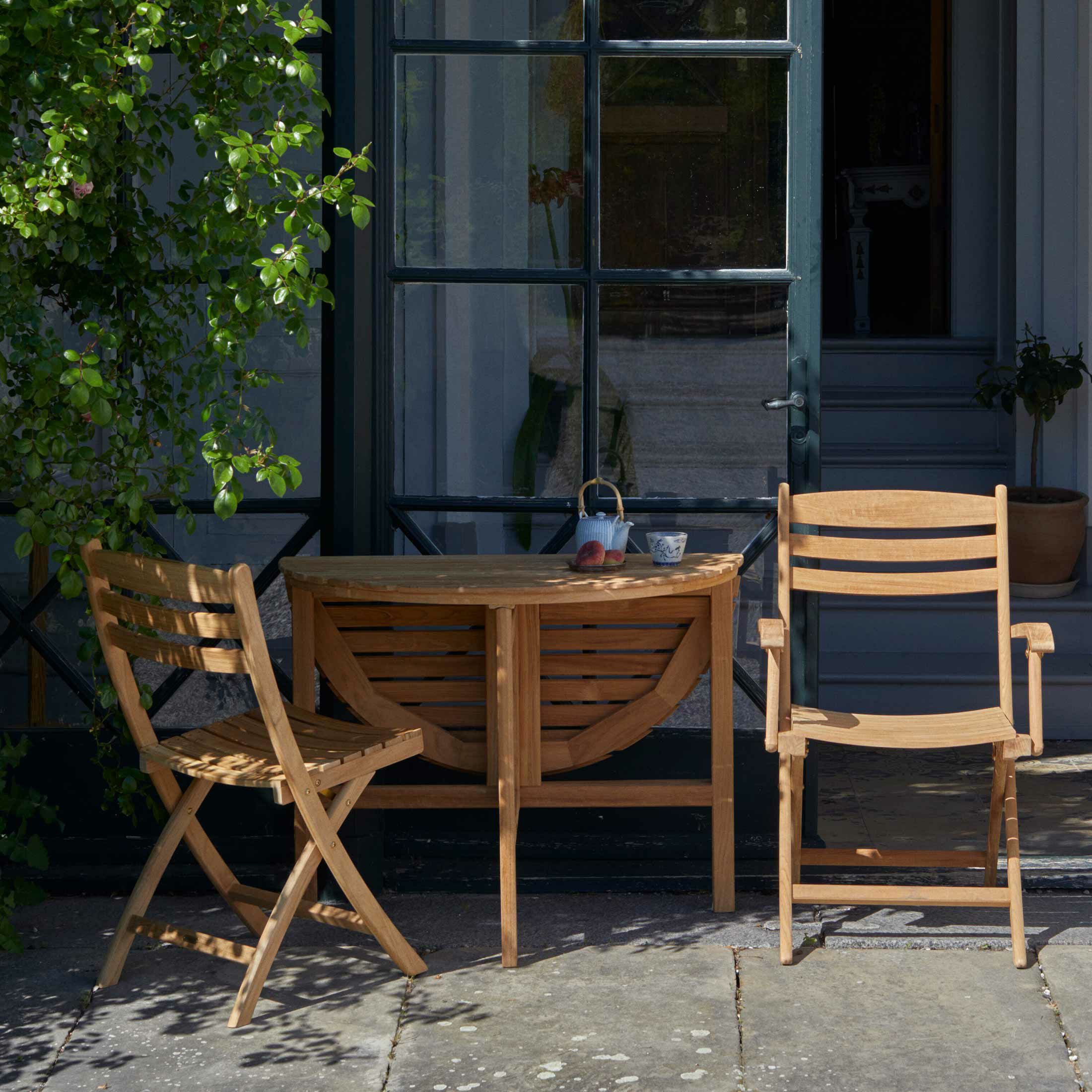 FRITZ HANSEN（フリッツ・ハンセン） / SKAGERAK（スカゲラック） / SELANDIA（セランディア）テーブル φ94cm / チーク材 / 屋外・アウトドア用