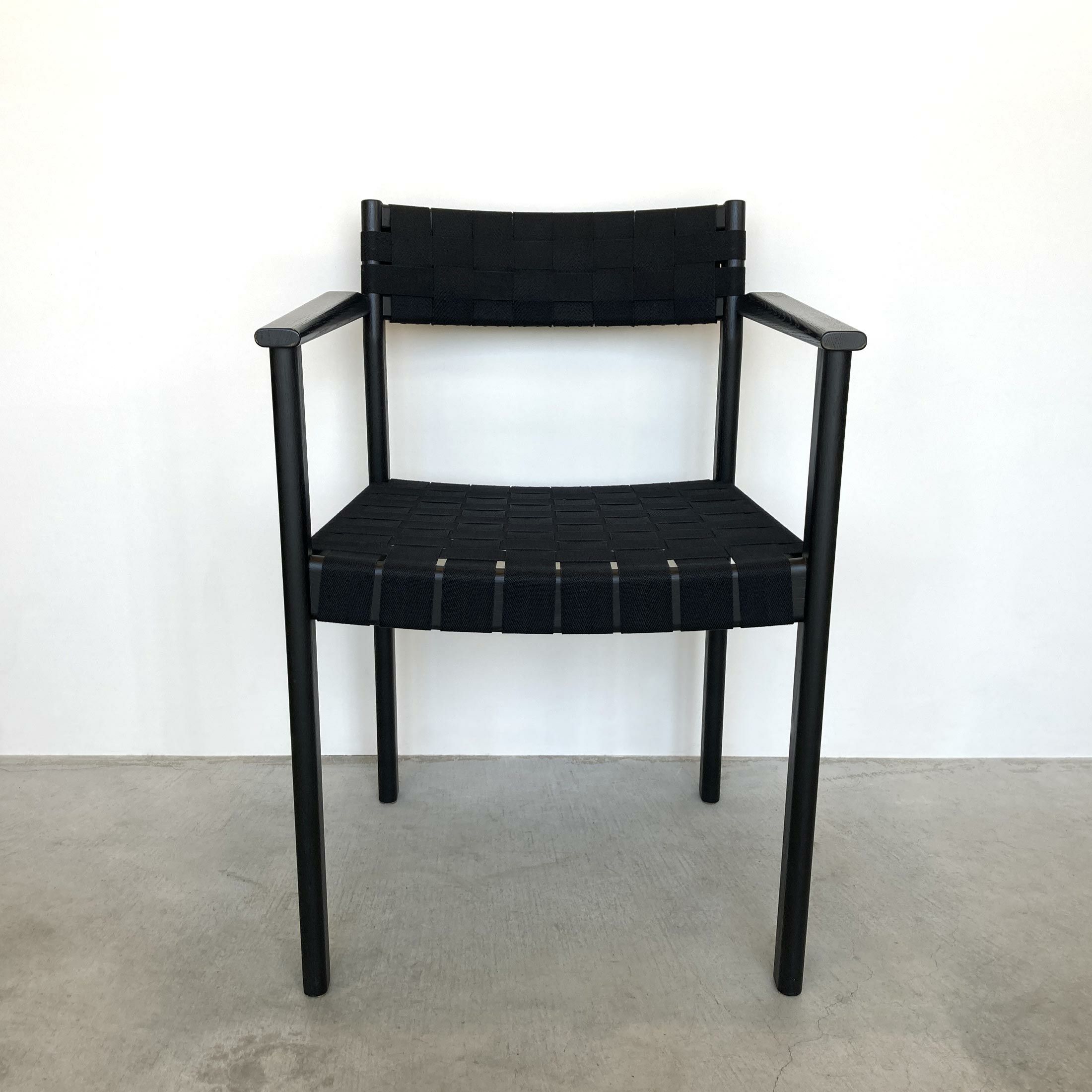 【アウトレット】FORM & REFINE（フォーム&リファイン） / Motif Armchair（モチーフ アームチェア） / Black Stained Oak（オーク ブラックステイン仕上げ） / チェア / No.2