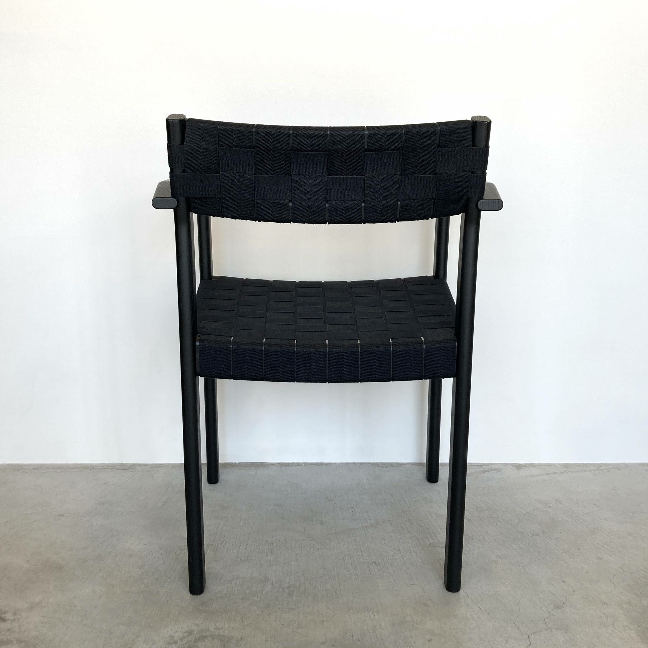 【アウトレット】FORM & REFINE（フォーム&リファイン） / Motif Armchair（モチーフ アームチェア） / Black Stained Oak（オーク ブラックステイン仕上げ） / チェア / No.2