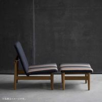 HOUSE OF FINN JUHL（ハウス・オブ・フィンユール） / JAPAN FOOTSTOOL（ジャパンフットスツール） / ウォルナット材・オイル仕上げ / SAHCO（サコ）Nalia 990