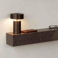 Audo Copenhagen（オドー・コペンハーゲン） / COLUMN PORTABLE LAMP（コラムポータブルランプ） / 全2色 / Table Lamp《レビュー特典付》