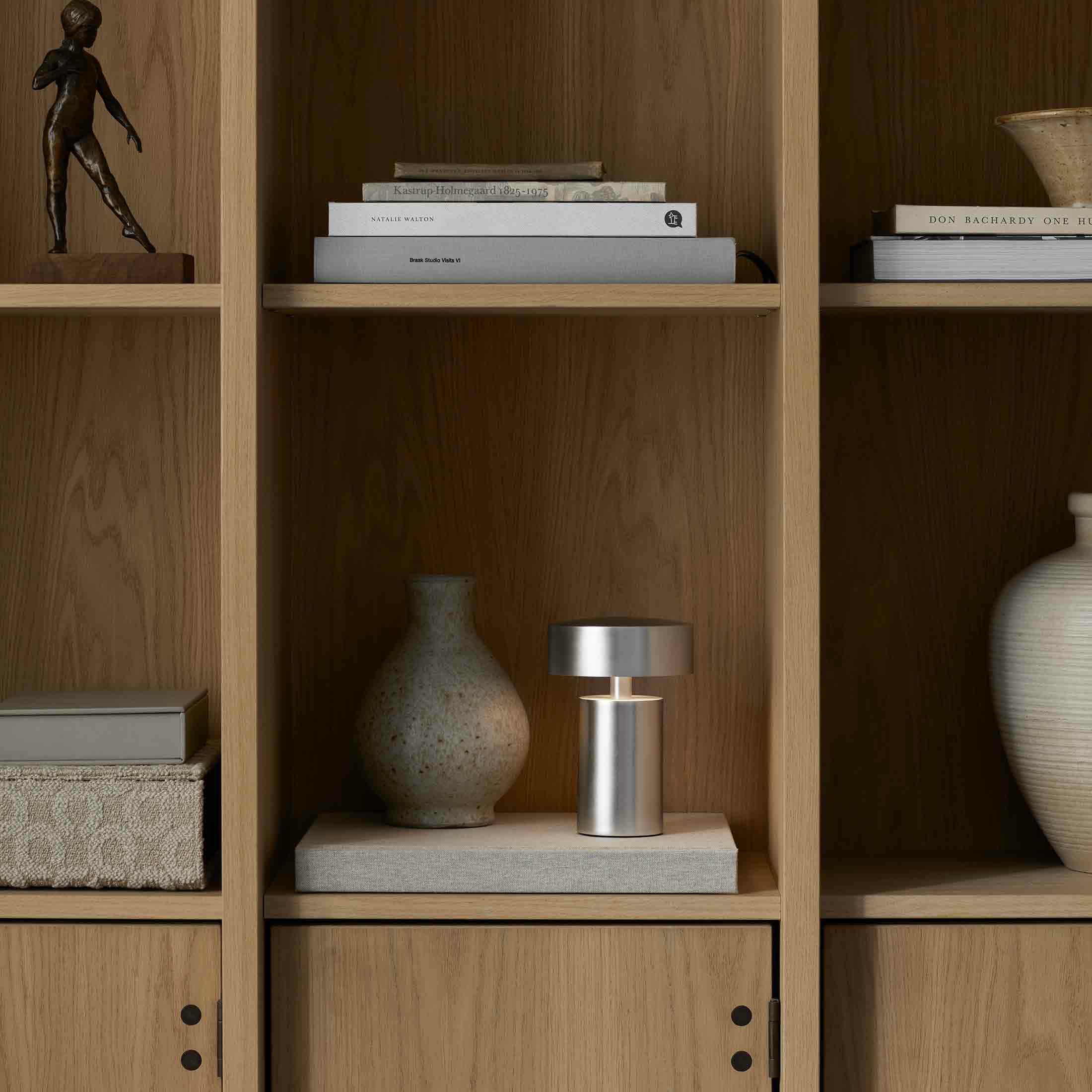 Audo Copenhagen（オドー・コペンハーゲン） / COLUMN PORTABLE LAMP（コラムポータブルランプ） / 全2色 / Table Lamp《レビュー特典付》