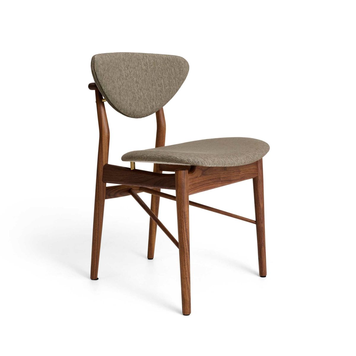 HOUSE OF FINN JUHL（ハウス・オブ・フィンユール） / 108 CHAIR / ウォルナット材・オイル仕上げ / SAHCO（サコ）Beda 290