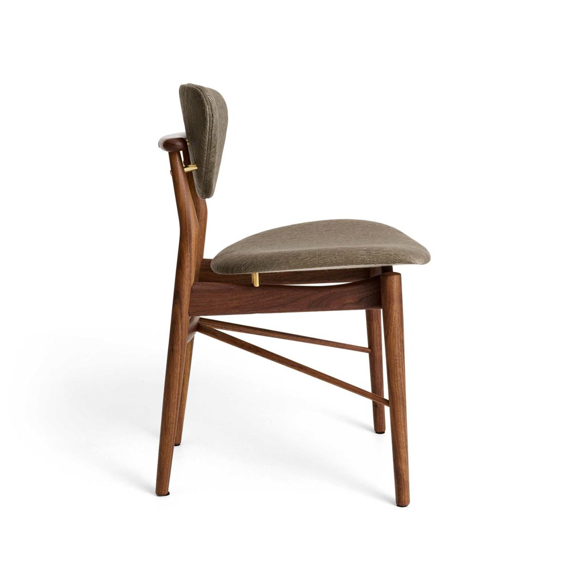 HOUSE OF FINN JUHL（ハウス・オブ・フィンユール） / 108 CHAIR / ウォルナット材・オイル仕上げ / SAHCO（サコ）Beda 290