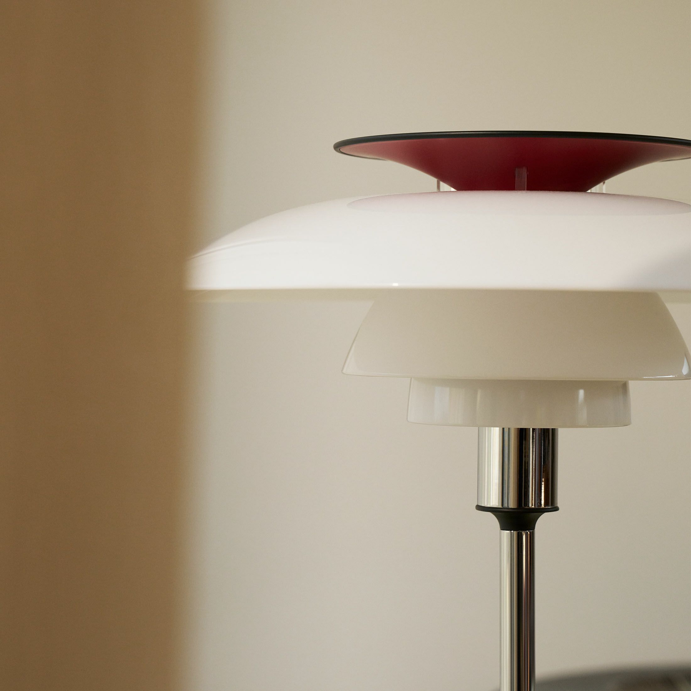 Louis Poulsen（ルイスポールセン） / PH 80 Table Lamp（PH 80 テーブルランプ） / 全2色 / テーブルランプ