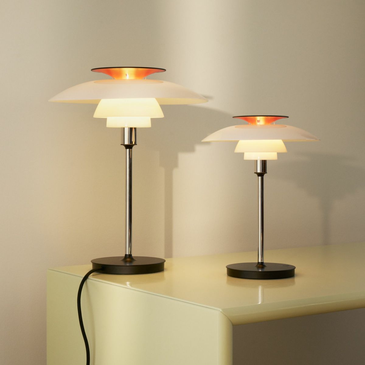 Louis Poulsen（ルイスポールセン） / PH 80 Table Lamp（PH 80 テーブルランプ） / 全2色 / テーブルランプ