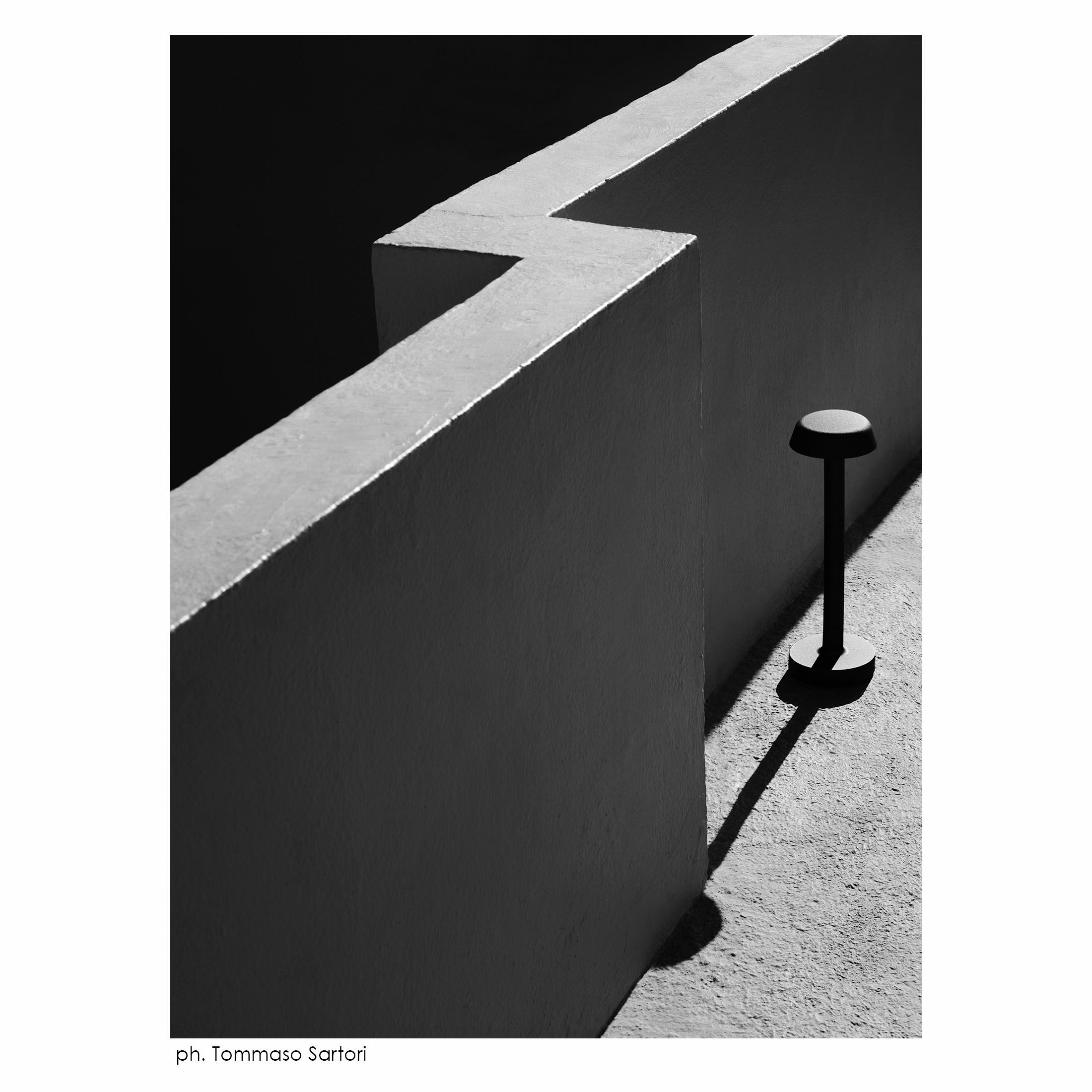 FLOS（フロス） / BELVEDERE CLOVE 1（ベルヴェデーレ グローヴ） / H640 / 全5色 / 庭園灯