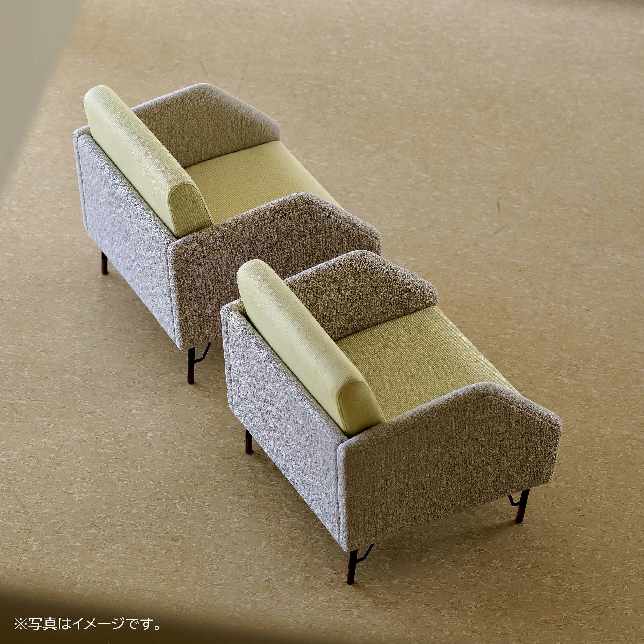 HOUSE OF FINN JUHL（ハウス・オブ・フィンユール） / 77 CHAIR 1 SEATER（1シーター） / ウォルナット材・オイル仕上げ / Hallingdal 103・227（ハリンダル） / ラウンジチェア