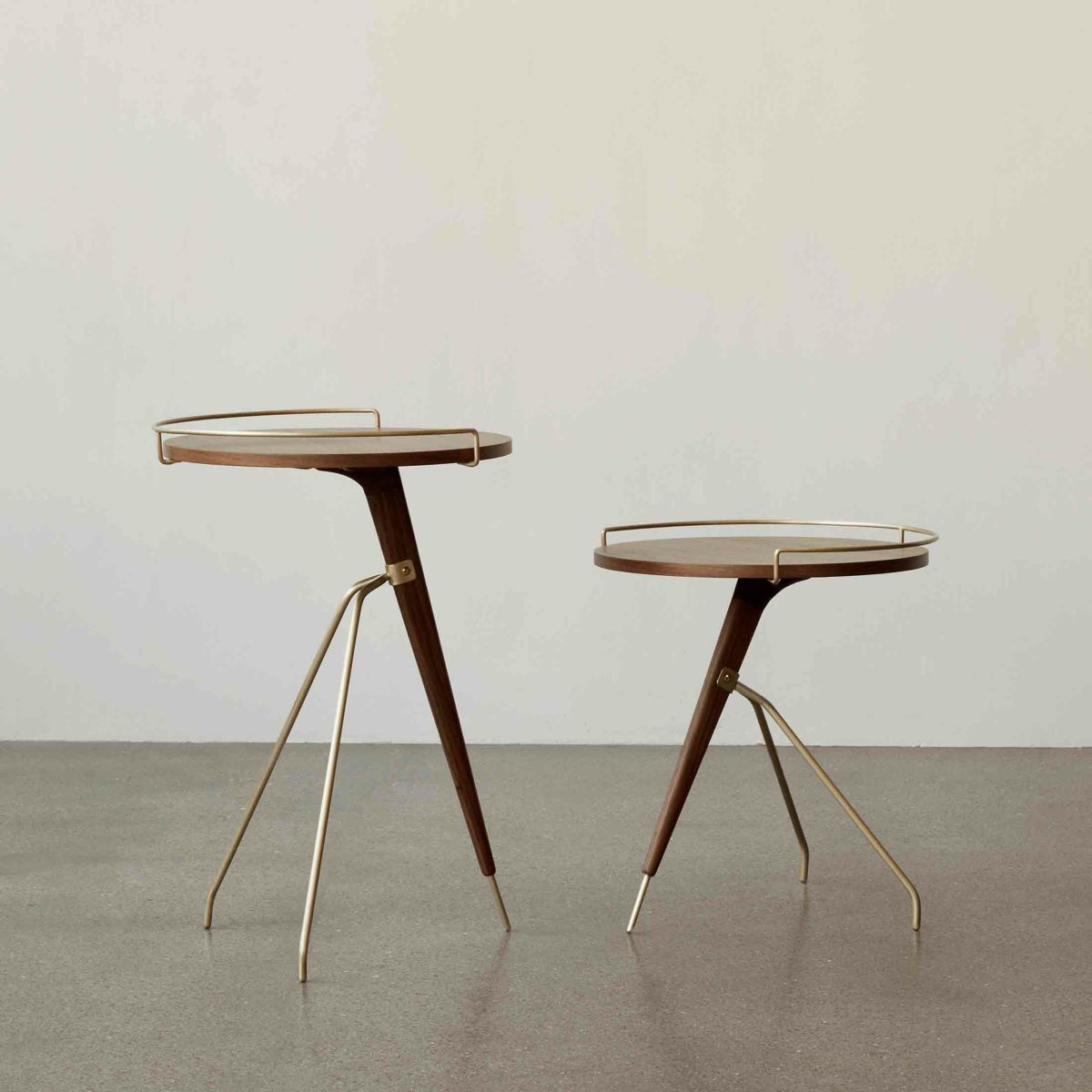 Audo Copenhagen（オドー・コペンハーゲン） / UMANOFF SIDE TABLE H45cm（ウマノフ サイドテーブル） / Walnut / ウォルナット