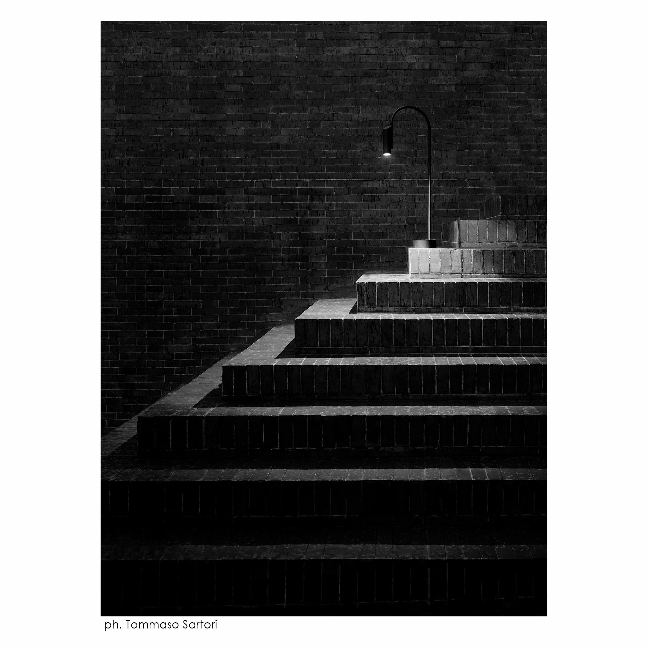 FLOS（フロス） / CAULE BOLLARD 1（コーレ ボラード） / H800 / 3000K / 全6色 / 庭園灯