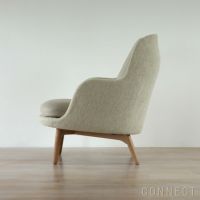 FRITZ HANSEN（フリッツ・ハンセン） / FRI（フリチェア） / ウッドベース / Sunniva（スニバ）233 ライトベージュ×Moss（モス）0019 / ラウンジチェア