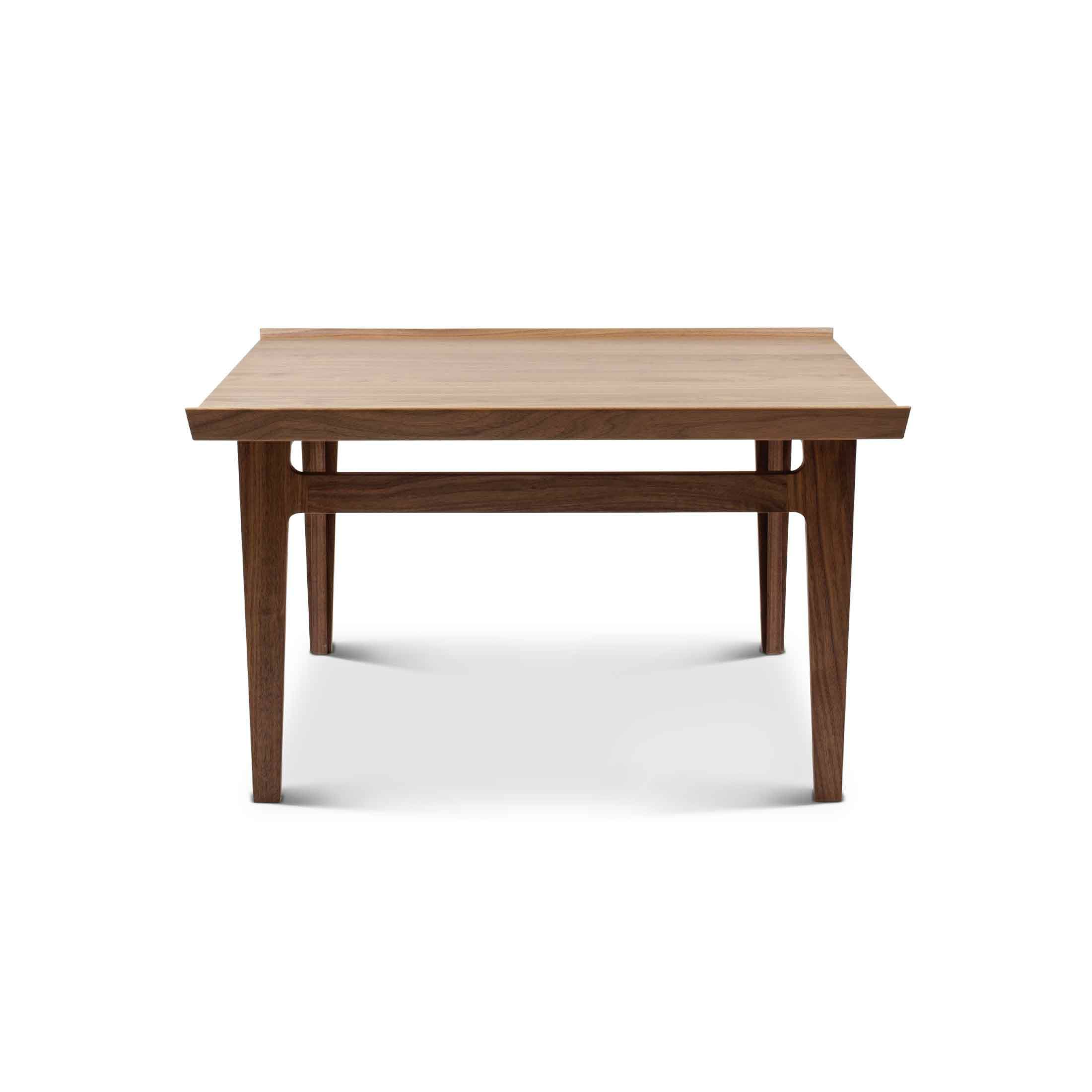 HOUSE OF FINN JUHL（ハウス・オブ・フィンユール） / 500 TABLE / ウォルナット材・オイル仕上げ / コーヒーテーブル