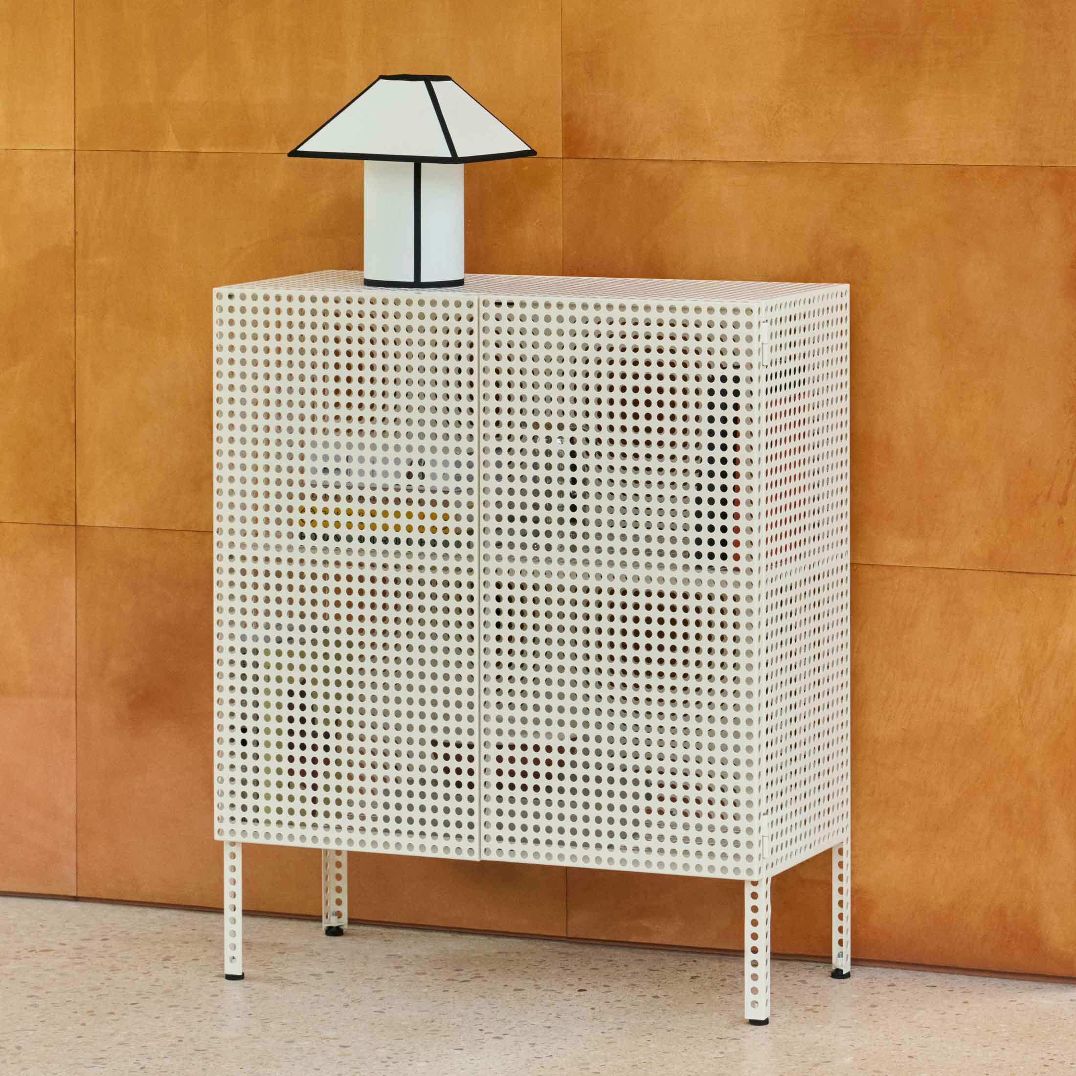 HAY（ヘイ） / PERFORATED CABINET FLOOR（パーフォレイテッド キャビネット フロア） / Mサイズ / 全2色 / キャビネット