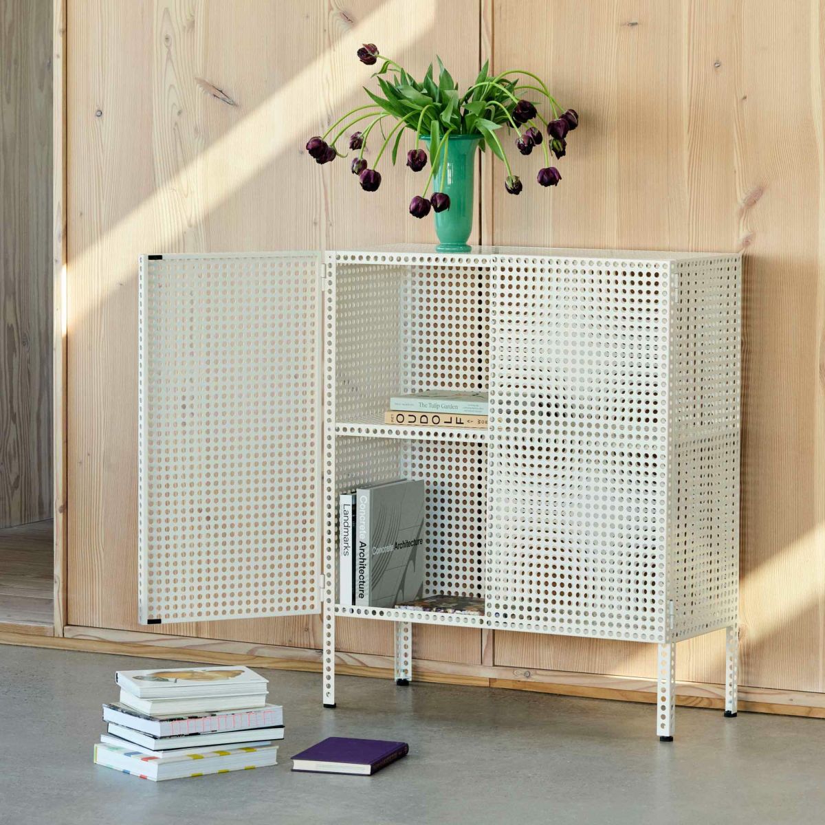 HAY（ヘイ） / PERFORATED CABINET FLOOR（パーフォレイテッド キャビネット フロア） / Mサイズ / 全2色 / キャビネット