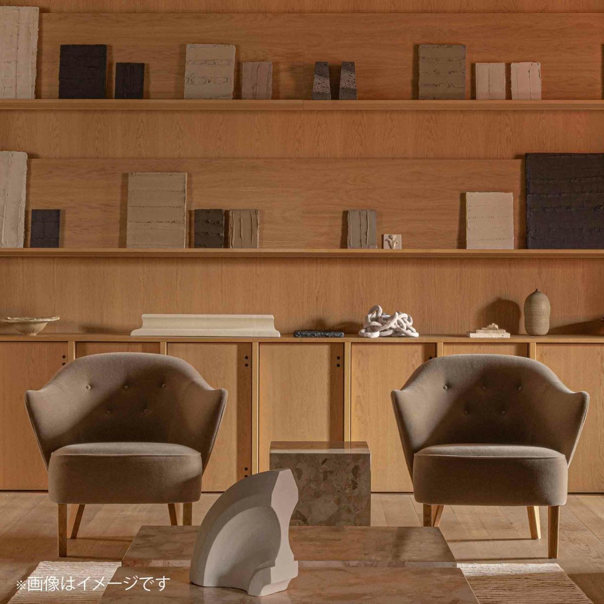 Audo Copenhagen（オドー・コペンハーゲン） / PLINTH CUBIC（プリンス キュービック） / 大理石 / テーブル