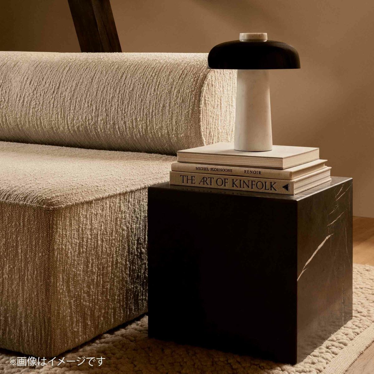 Audo Copenhagen（オドー・コペンハーゲン） / PLINTH CUBIC（プリンス キュービック） / 大理石 / テーブル