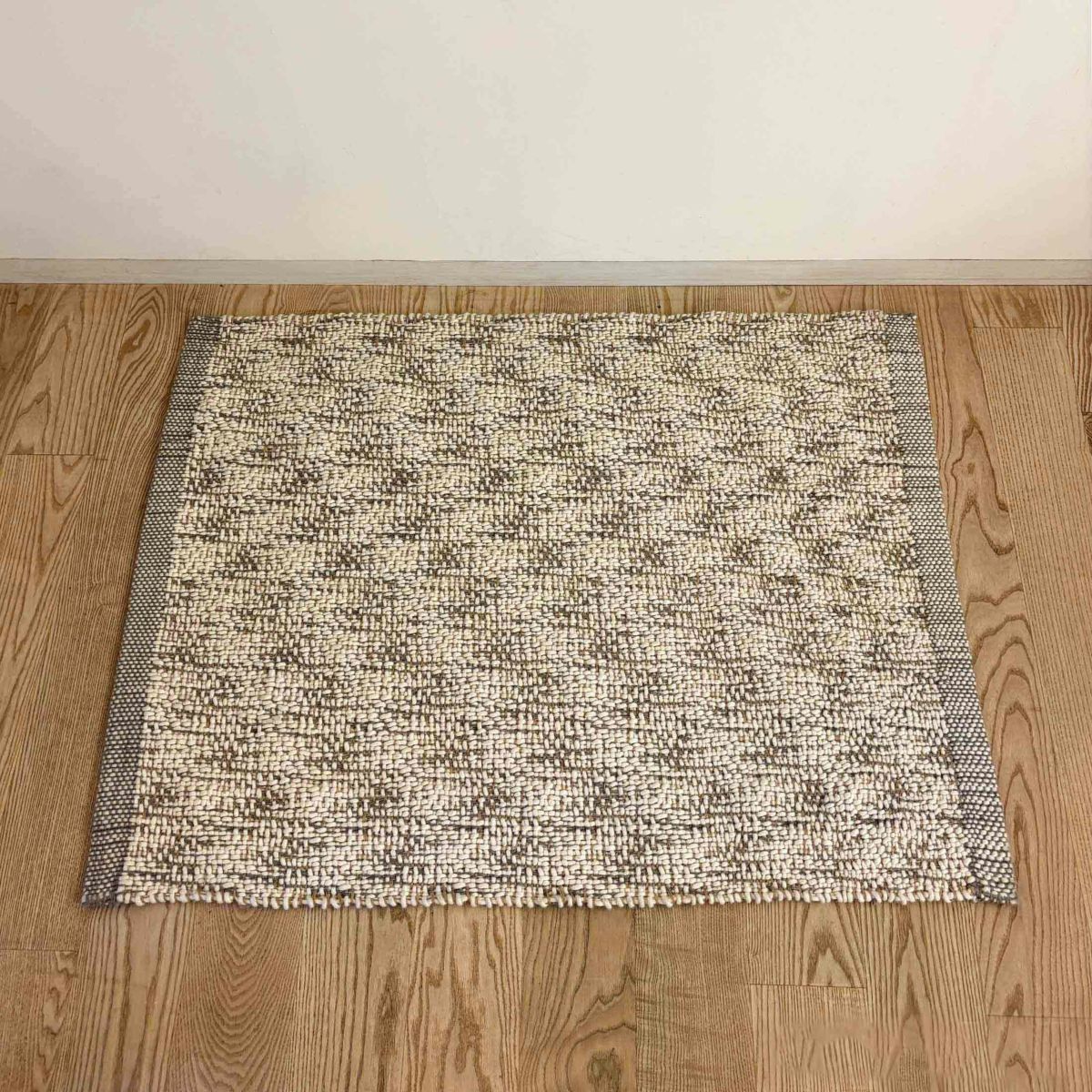 【アウトレット】Kvadrat（クヴァドラ） / Echo（エコー） / 20144（90cm×120cm） / 0225 / ラグ