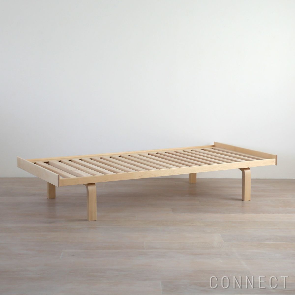 Artek（アルテック） / DAY BED 710（デイベッド） / バーチ材・ナチュラルラッカー仕上げ / Moss 0020 / ソファ【CONNECTオリジナル】