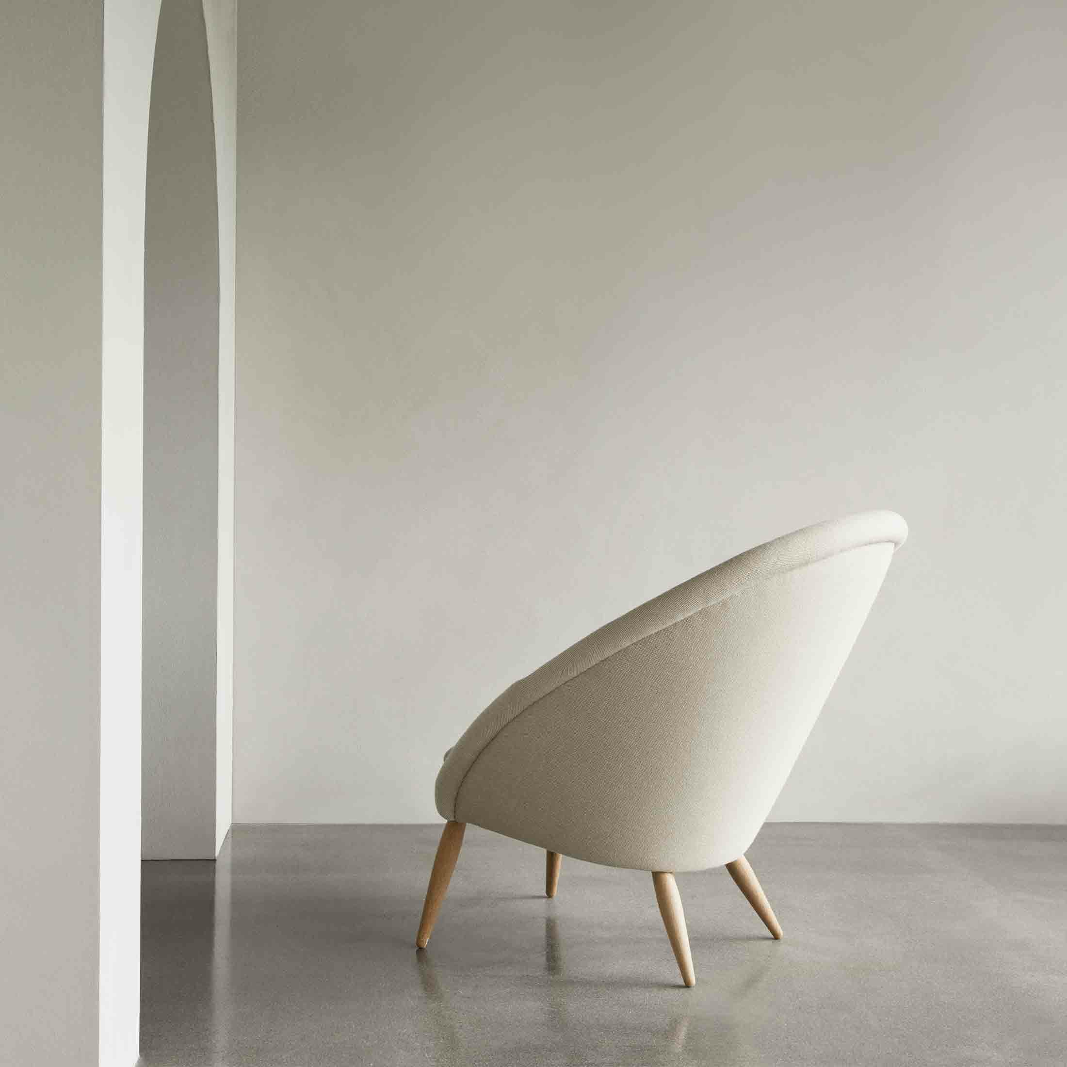 Audo Copenhagen（オドー・コペンハーゲン） / ODA LOUNGE CHAIR（オダ ラウンジチェア） /Natural Oak / Hallingdal 65 200