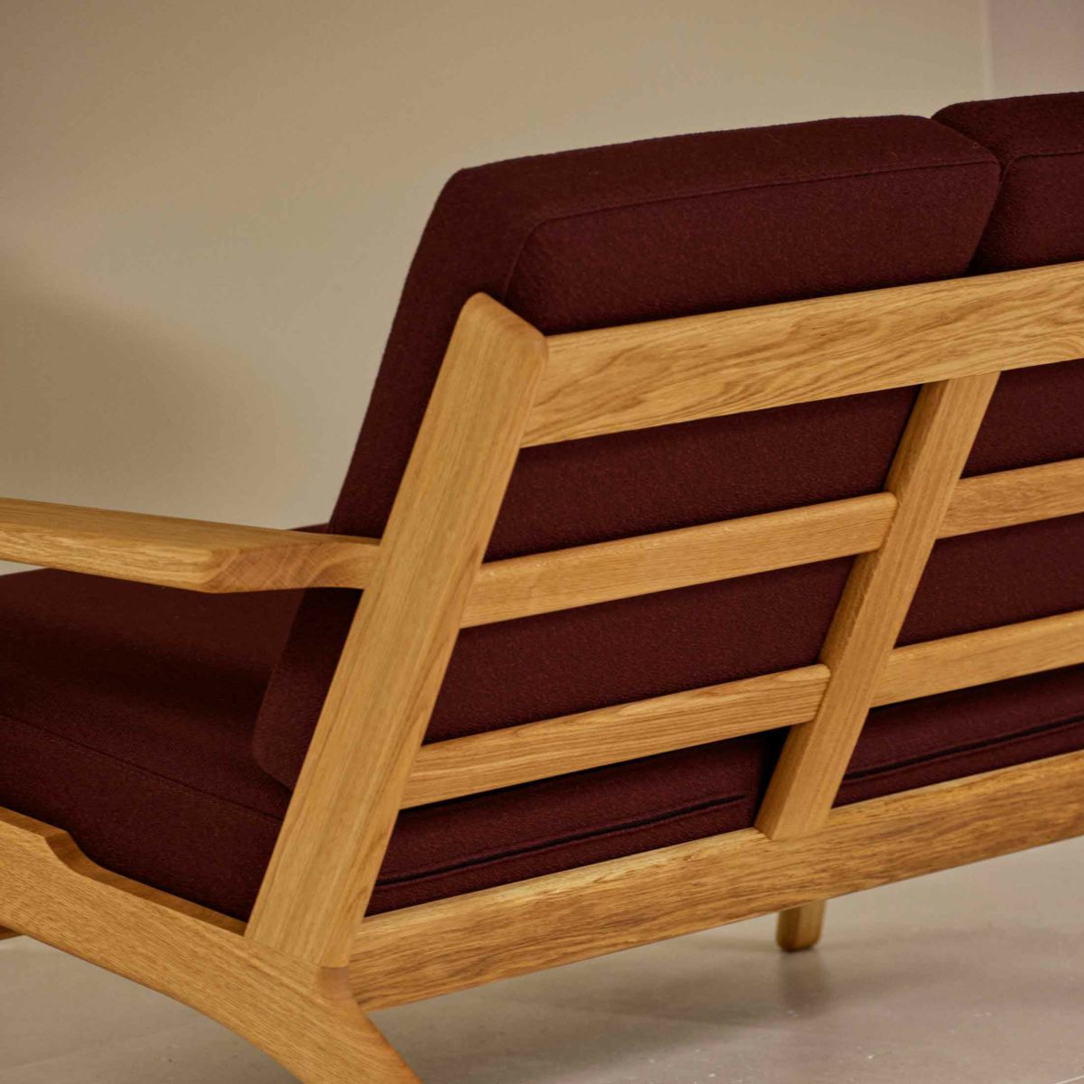 CARL HANSEN & SON（カール・ハンセン＆サン） / CH292 ソファ / オーク材・オイル仕上げ / VIDAR 0693 / CH290 SERIES / 2人掛け