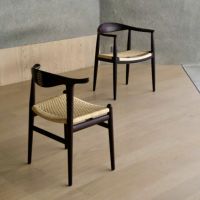 PP Mobler（PPモブラー） / PP505 Cow Horn Chair（カウホーンチェア） / ウェンジ材・クリアオイル仕上げ / Cane seat（籐張り） / 真鍮プレート付