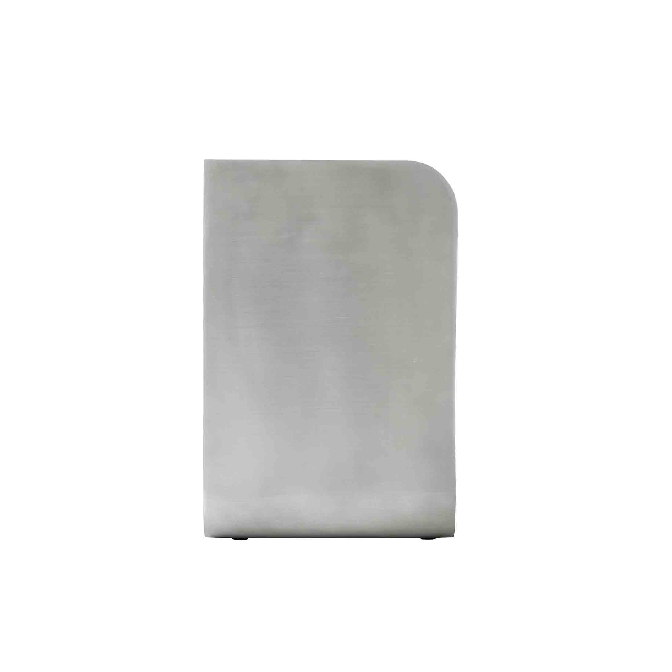 Audo Copenhagen（オドー・コペンハーゲン） / VOLUME SIDE TABLE（ボリューム サイドテーブル） / サイドテーブル