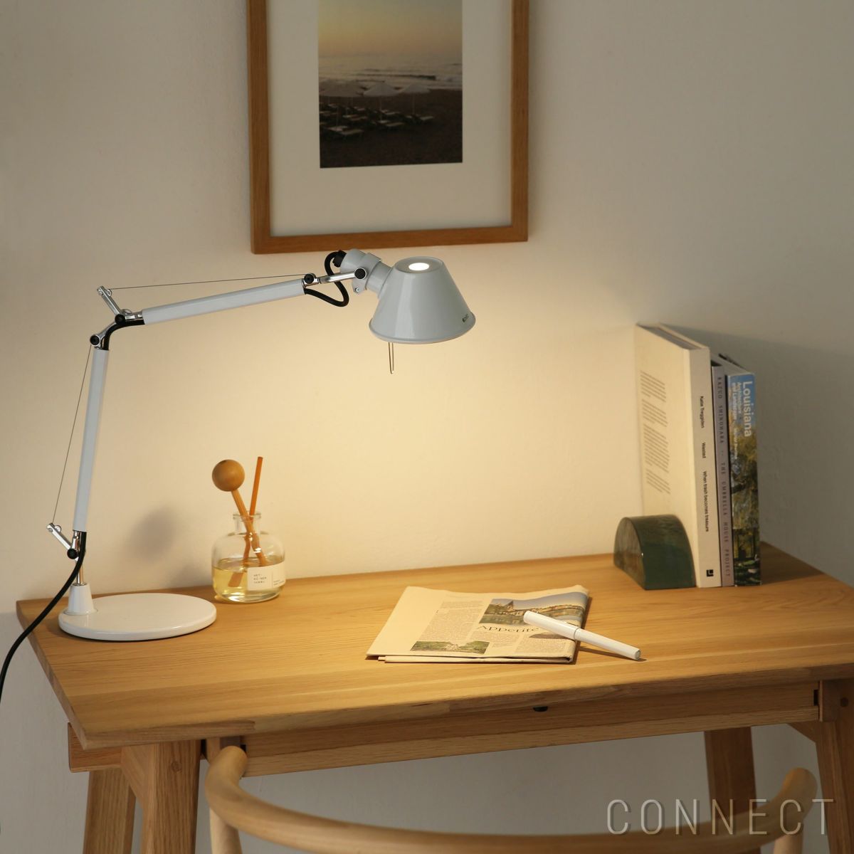 【アウトレット】Artemide（アルテミデ） / Tolomeo Micro Table（トロメオ マイクロ テーブル） / ホワイト / スタンドライト【マイクロサイズ】【電球タイプ】