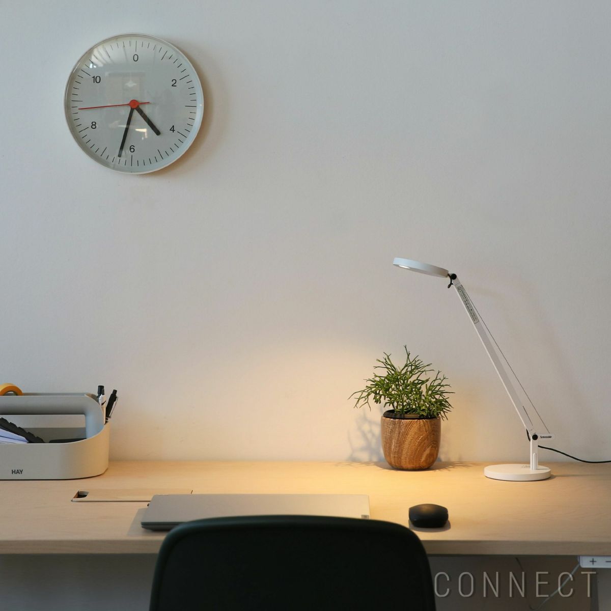 【アウトレット】Artemide（アルテミデ） / Demetra Micro Table（デメトラ マイクロ テーブル） / ホワイト / テーブルランプ