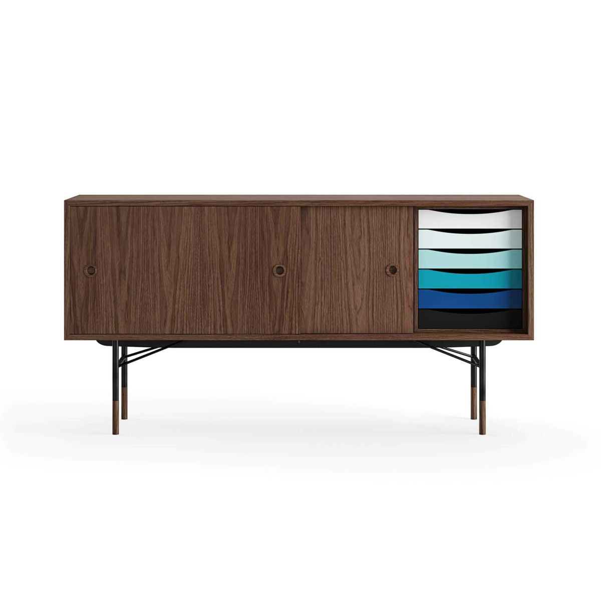 HOUSE OF FINN JUHL（ハウス・オブ・フィンユール） / SIDEBOARD W/ TRAY UNIT（サイドボード） / ウォルナット材・オイル仕上げ / 脚：ブラック / トレイユニット付き（COLD）