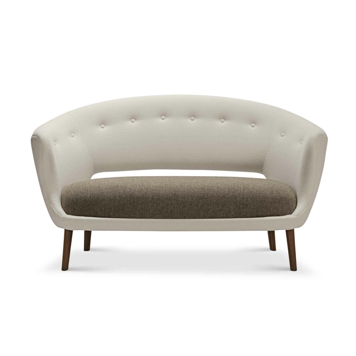 HOUSE OF FINN JUHL（ハウス・オブ・フィンユール） / WILLADSEN SOFA（ウィラドセンソファ） / ウォルナット材・オイル仕上げ / Hallingdal 100・270（ハリンダル）