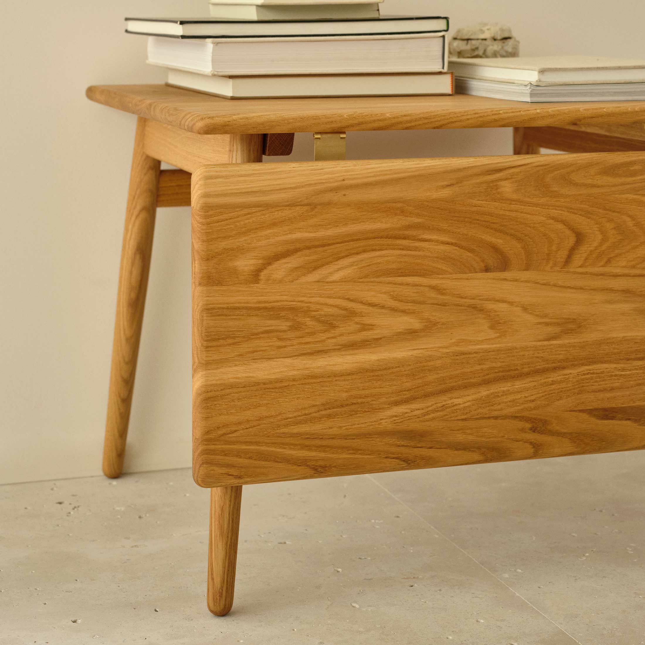 CARL HANSEN & SON（カール・ハンセン＆サン） / ND55 コーヒーテーブル / オーク材・オイル仕上げ / 折りたたみ式天板