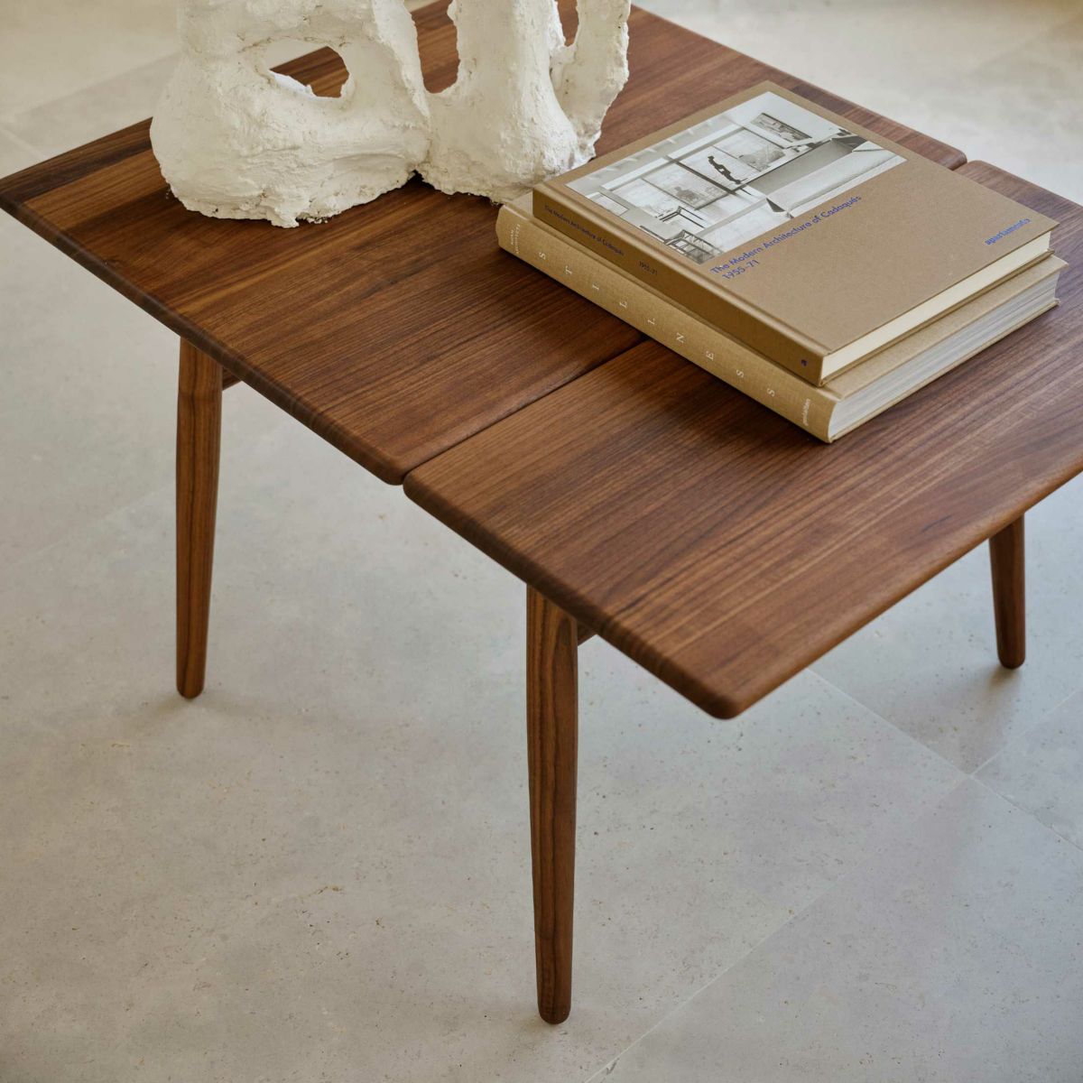 CARL HANSEN & SON（カール・ハンセン＆サン） / ND55 コーヒーテーブル / ウォルナット材・オイル仕上げ / 折りたたみ式天板