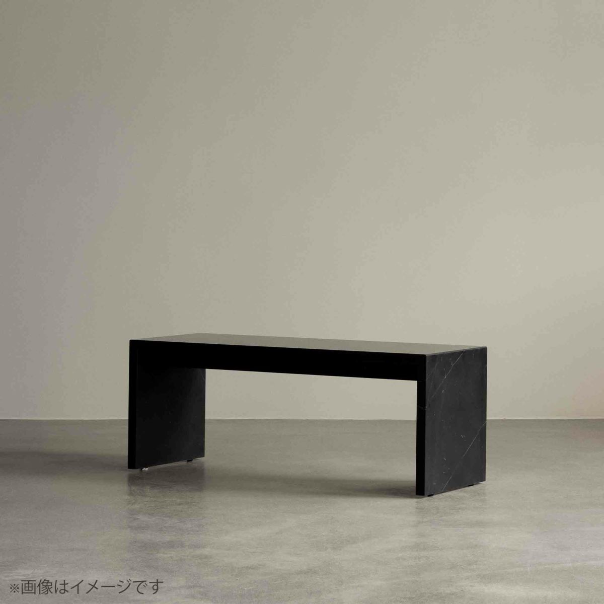 Audo Copenhagen（オドー・コペンハーゲン） / PLINTH BRIDGE（プリンス ブリッジ） / 大理石 / 全5色 / テーブル