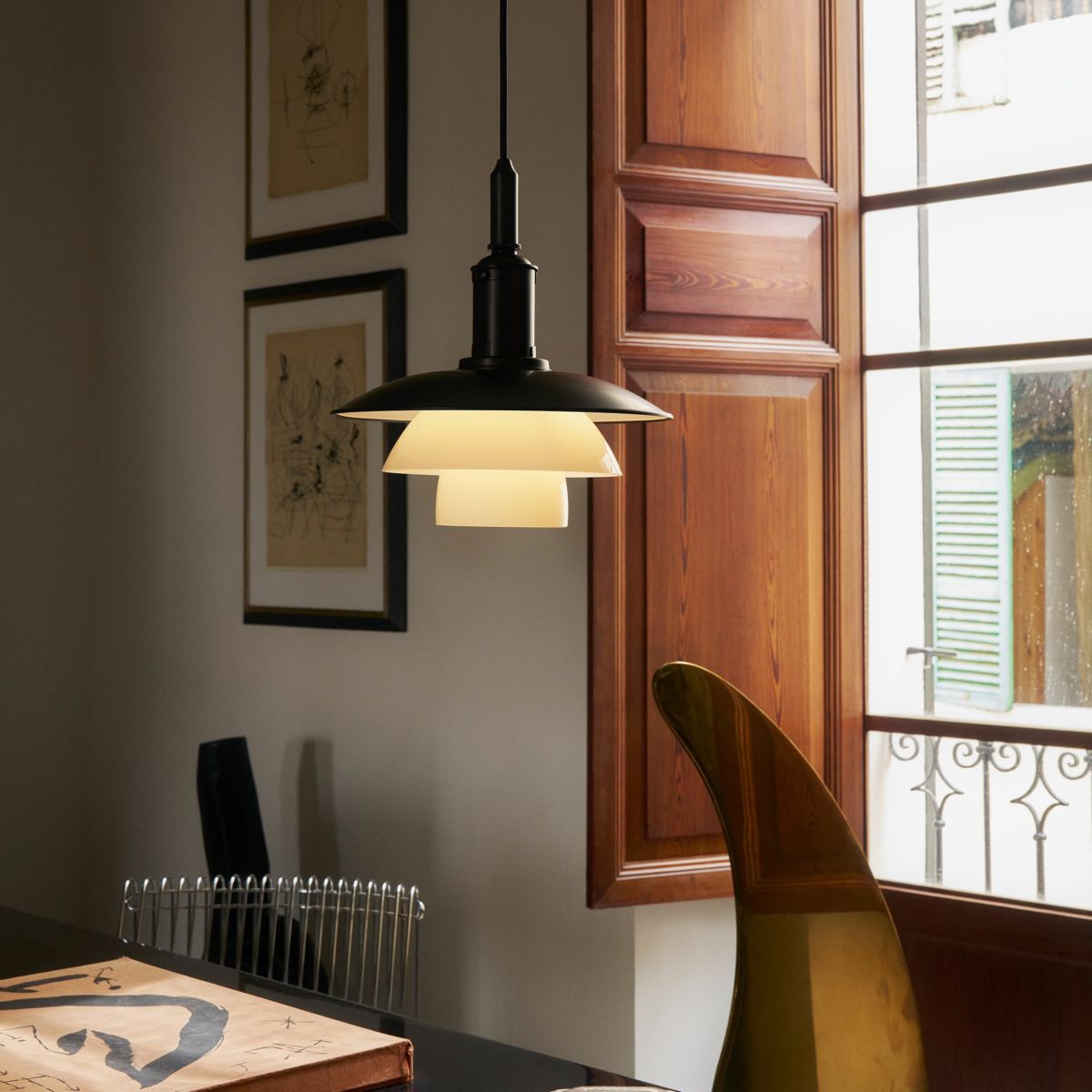 Louis Poulsen（ルイスポールセン） / PH 3/3 Aged Brass Opal Pendant（エイジド・ブラス オパール ペンダント） / ペンダントライト