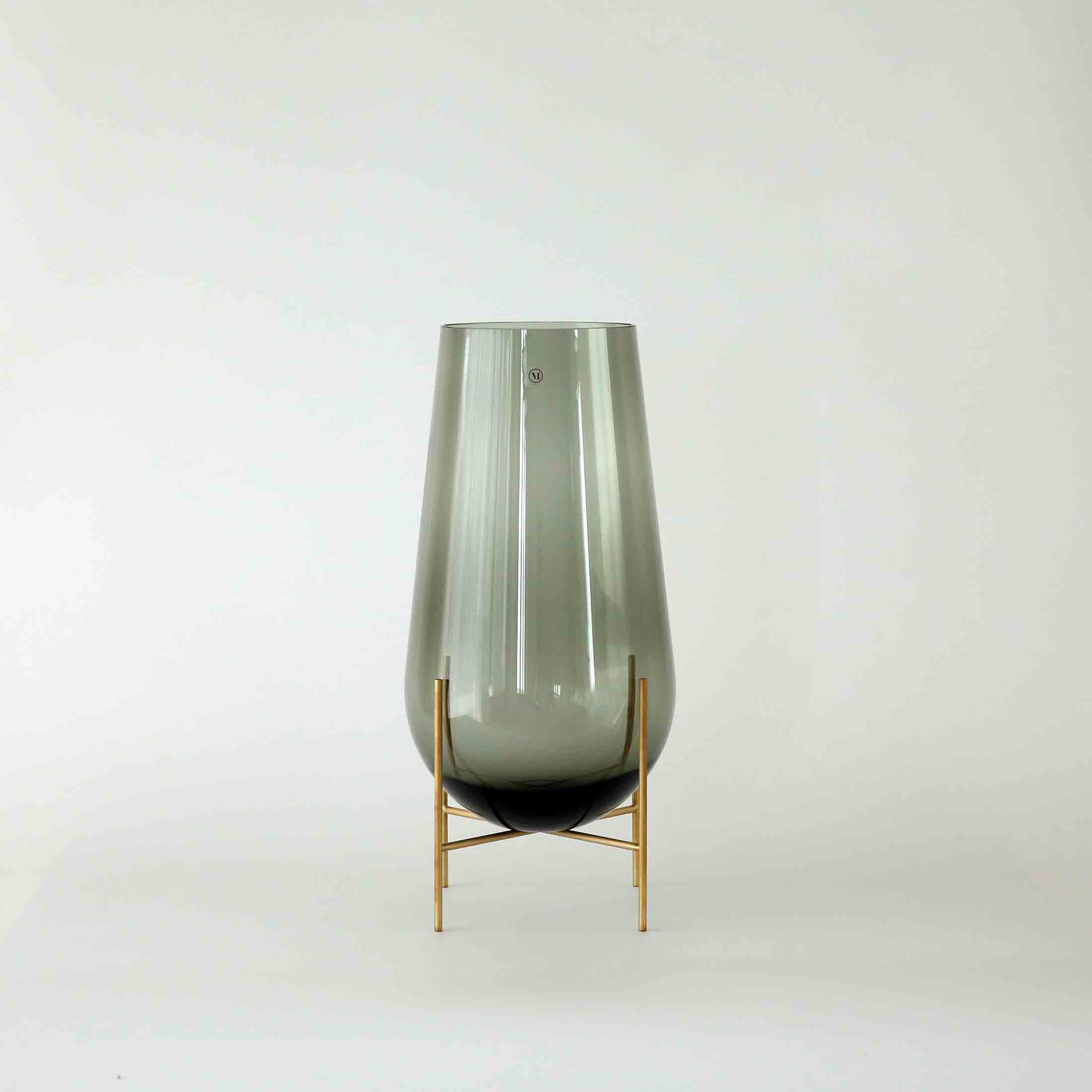 Audo Copenhagen（オドー・コペンハーゲン） / ÉCHASSE BASE M （イシャスベースM） / Smoked Glass / フラワーベース