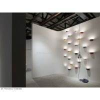 FLOS（フロス） / BELLHOP WALL UP（ベルホップ ウォールアップ） / 全6色 / ウォールランプ